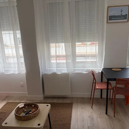 T2 - 102 - Hyper Centre - Integralement Renove - Toutes Commodites A Pied *